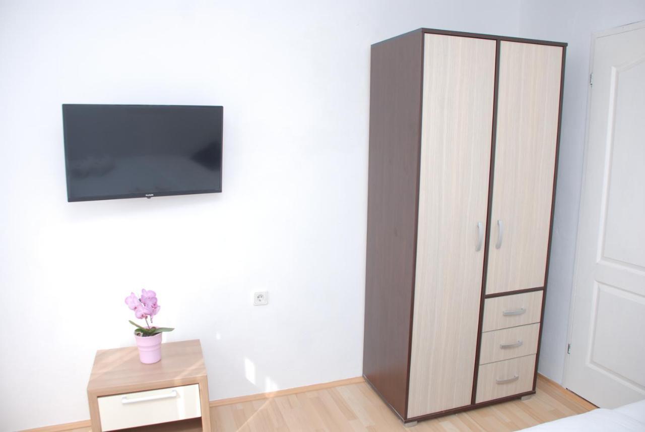 Apartment Danubius Donji Milanovac Exterior foto